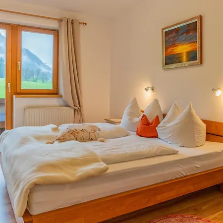 Johanna Reith im Alpbachtal